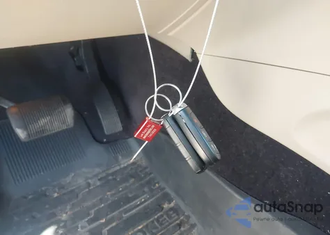 2017 Jeep Grand Cherokee Laredo 4X4 from USA, damaged, VIN 1C4RJFAG3HC739540